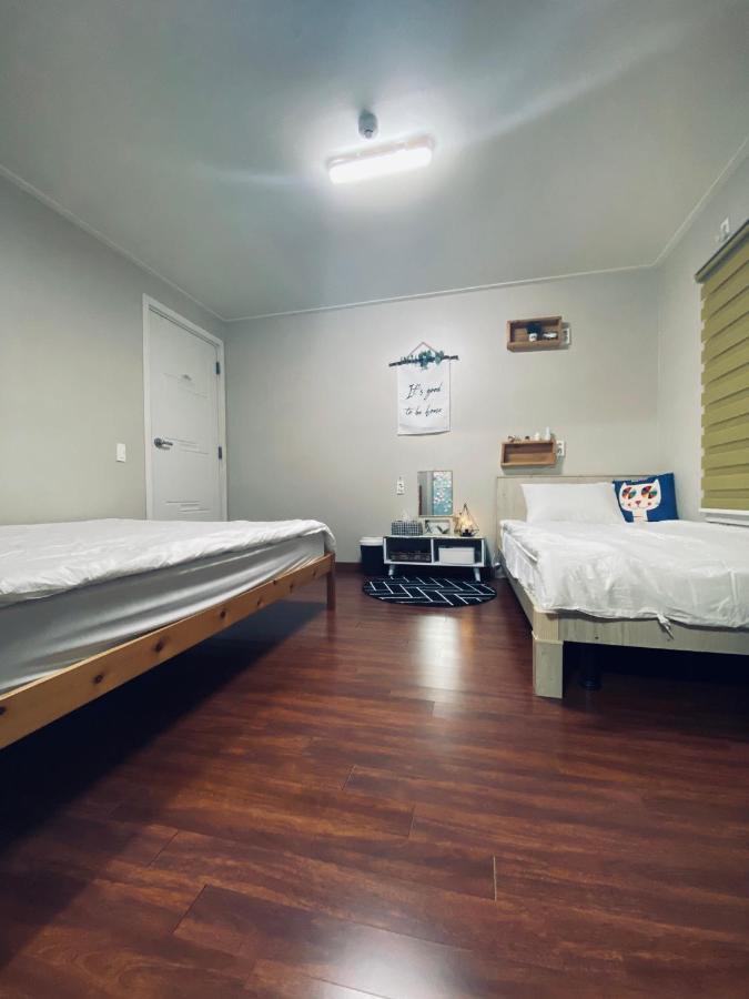 Lefthander Guesthouse Csedzsu Kültér fotó