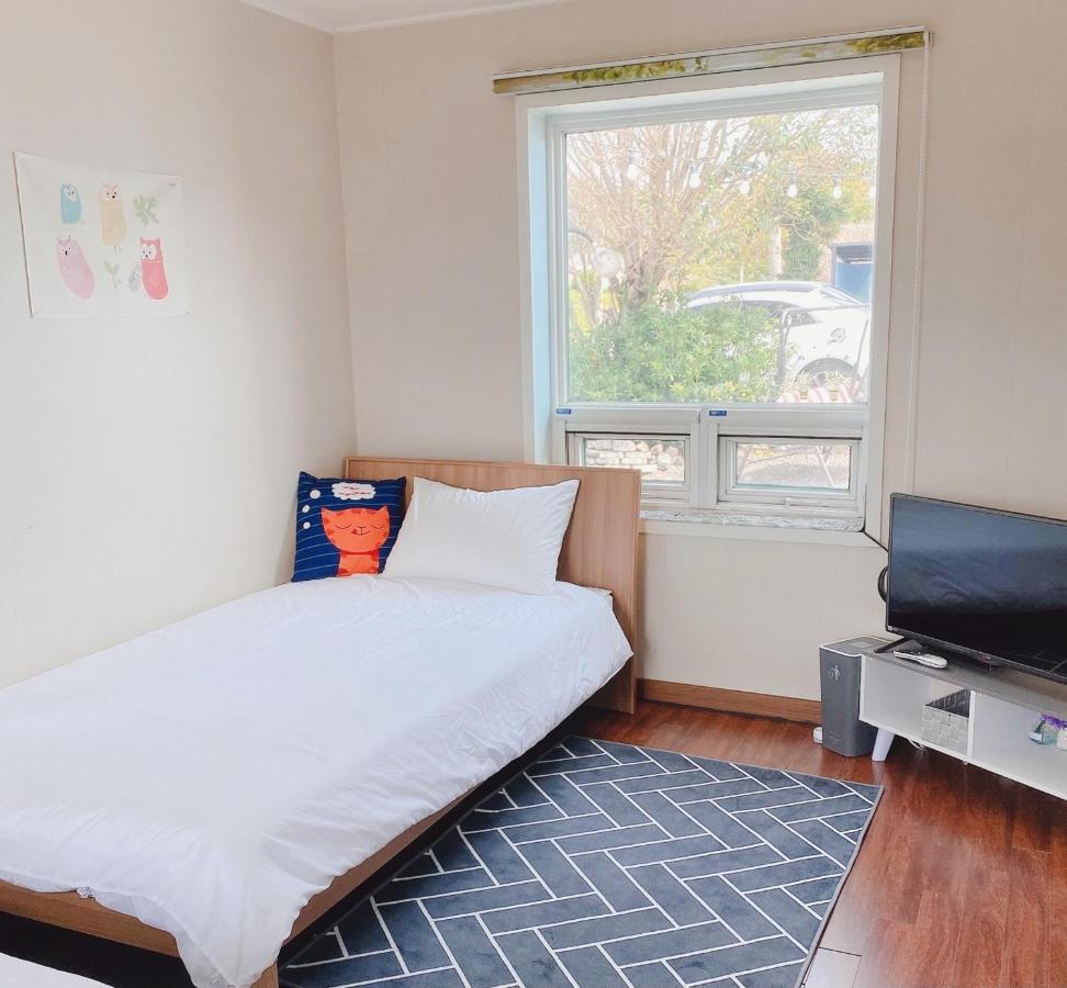 Lefthander Guesthouse Csedzsu Kültér fotó